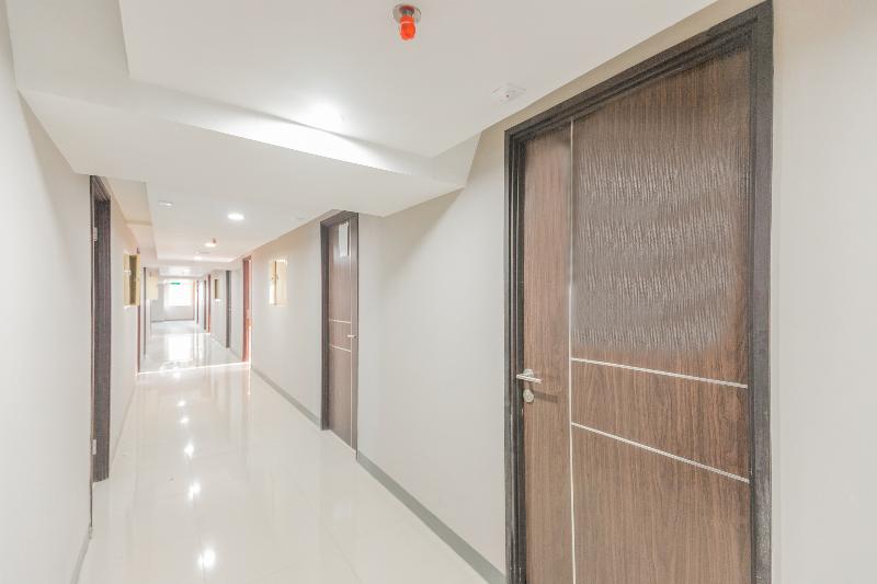 هاستل Flagship 750 Mont Blanc