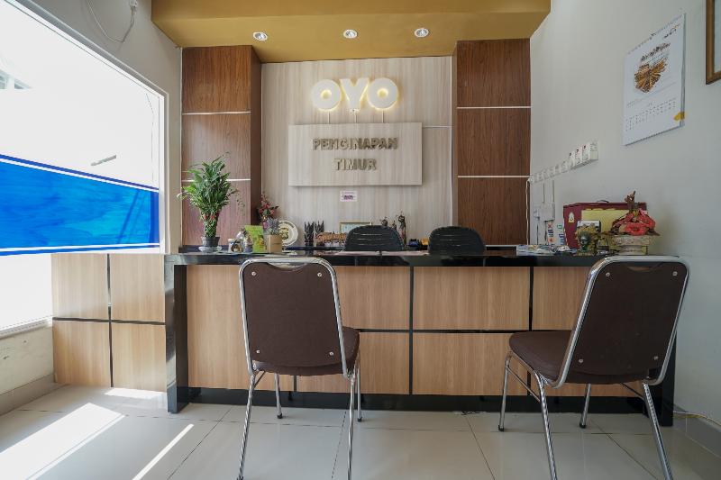 فندق صغير Penginapan Timur By Oyo Rooms