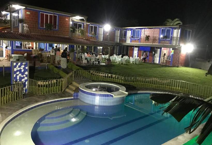 هتل Finca  La Santamaria