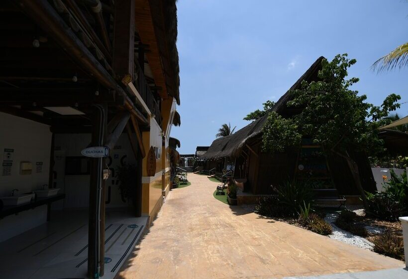 هتل Imagine Beach