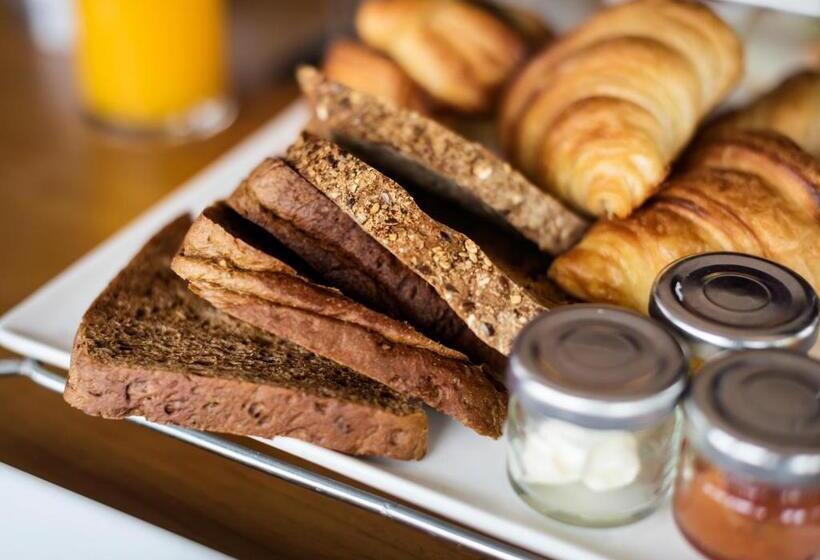 Отель Intercity Campina Grande Citymix