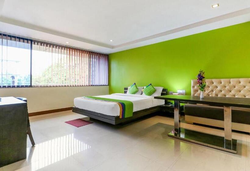 בית מלון כפרי Treebo Concerto Residentia