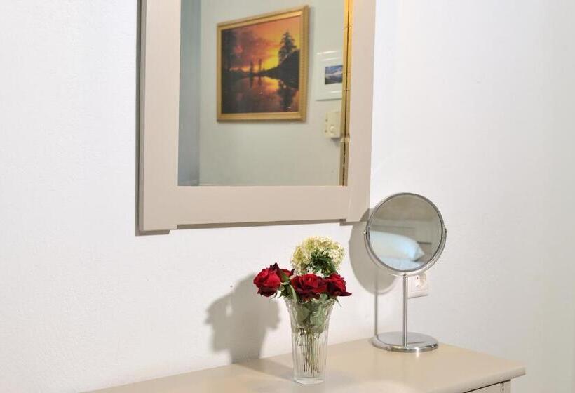 בית מלון כפרי Artemis Apartments