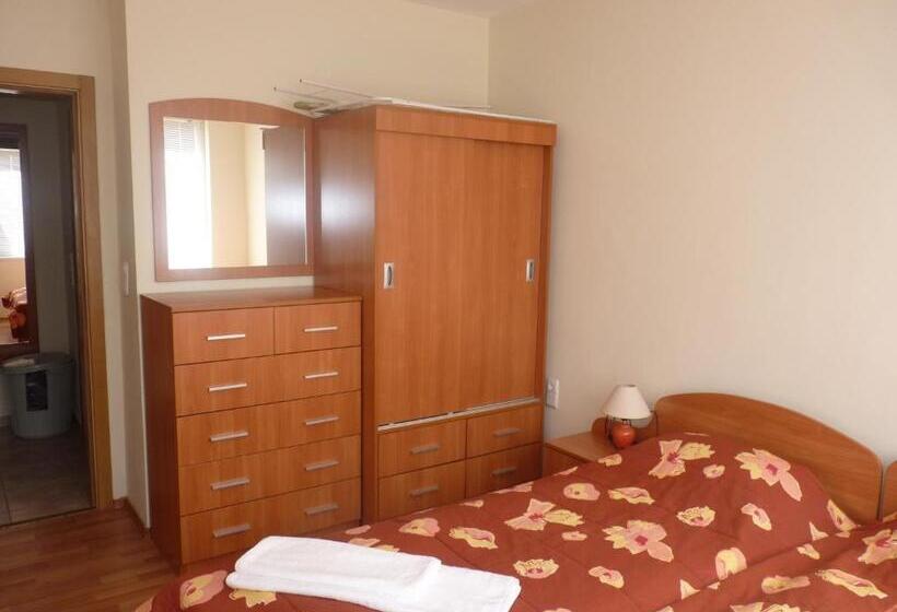 Eagle Rock Holiday Apartments