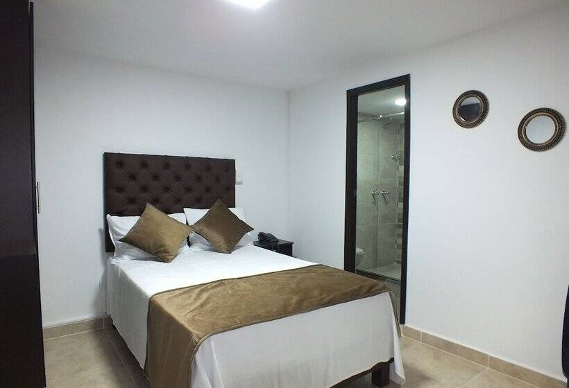 هتل Alamos Del Parque