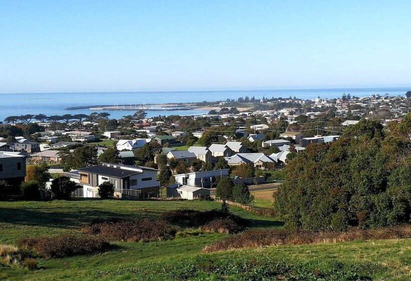 پانسیون Apollo Panorama Guesthouse