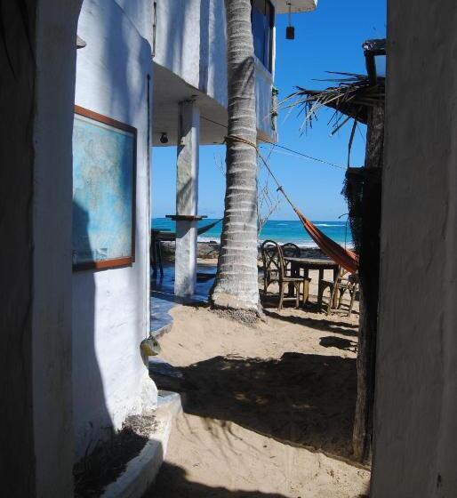 Hostal Galapagos By Bar De Beto