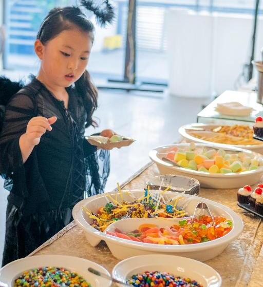 فندق Le Charmé Suites   Subic