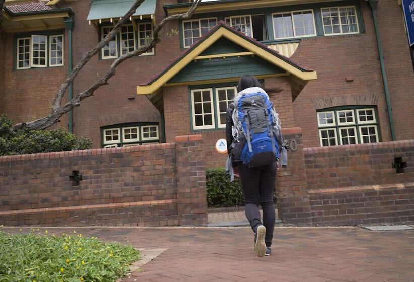 هاستل Yha Newcastle Beach