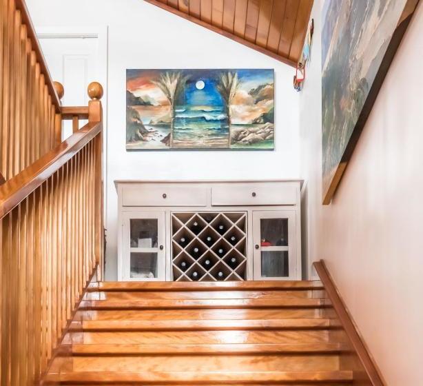 تختخواب و صبحانه Marlin House