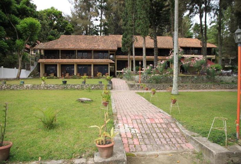 هتل Pandu Lakeside  Tuktuk