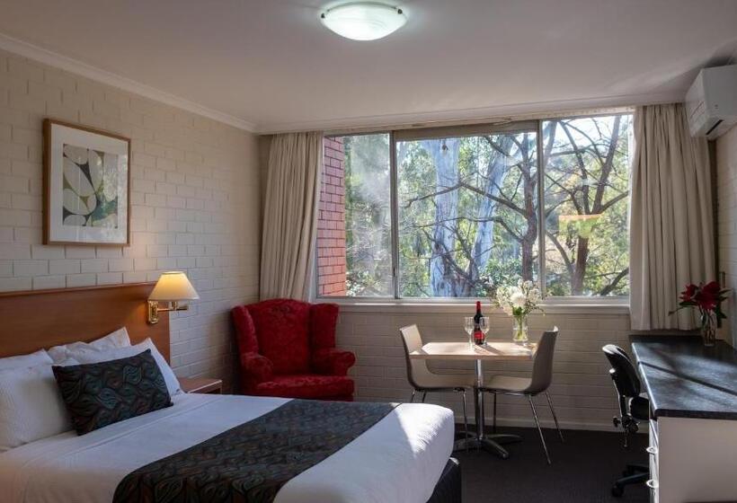 מוטל Parkview Motor Inn And Apartments