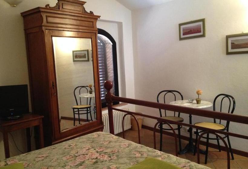 A La Casa Dei Potenti
