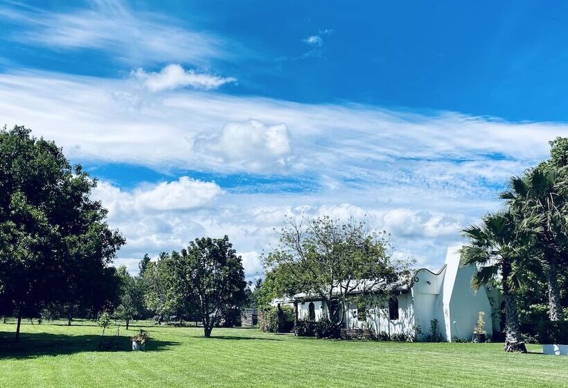 تختخواب و صبحانه Bella Manga Country Escape