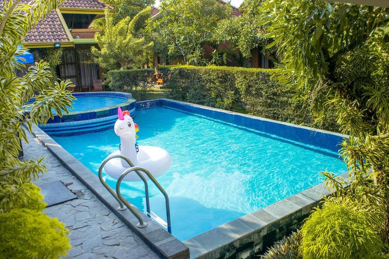 فندق Rumput  Resort & Resto