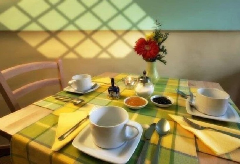 تختخواب و صبحانه La Casa Di Donn'amelia
