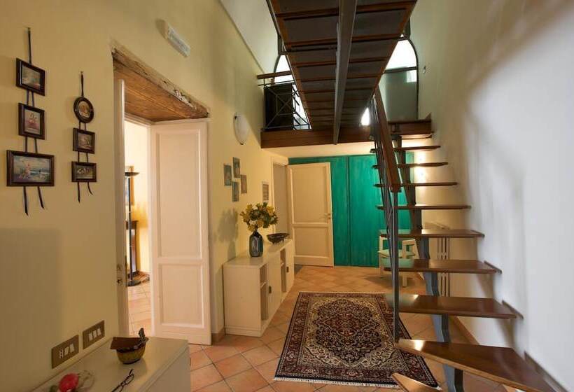 تختخواب و صبحانه La Casa Di Donn'amelia