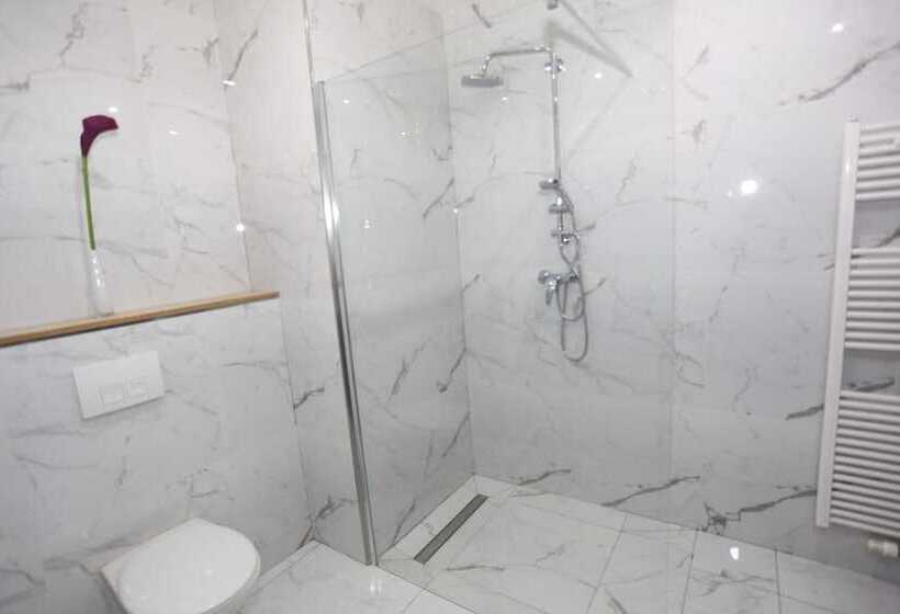 Zollikof Aparts   Sauna & Studioapartments