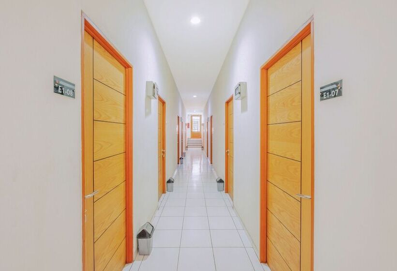 هاستل Micasa Residence By Oyo Rooms