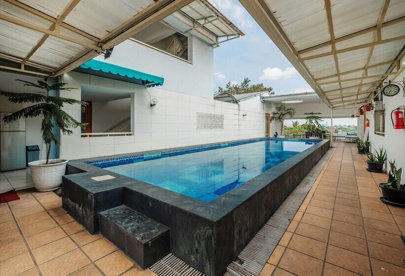 هاستل Micasa Residence By Oyo Rooms