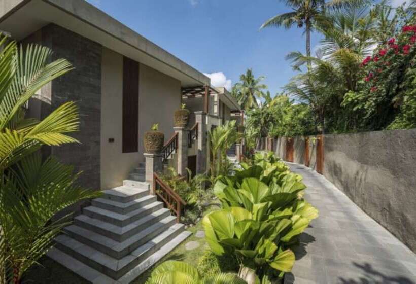 Отель Aksari Luxury Resort & Spa Ubud By Ini Vie Hospitality