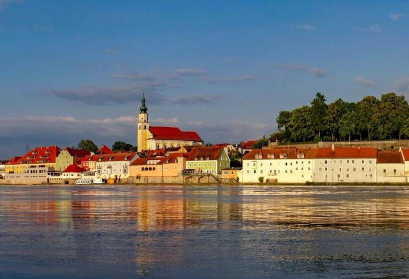 ホテル Das Schärding