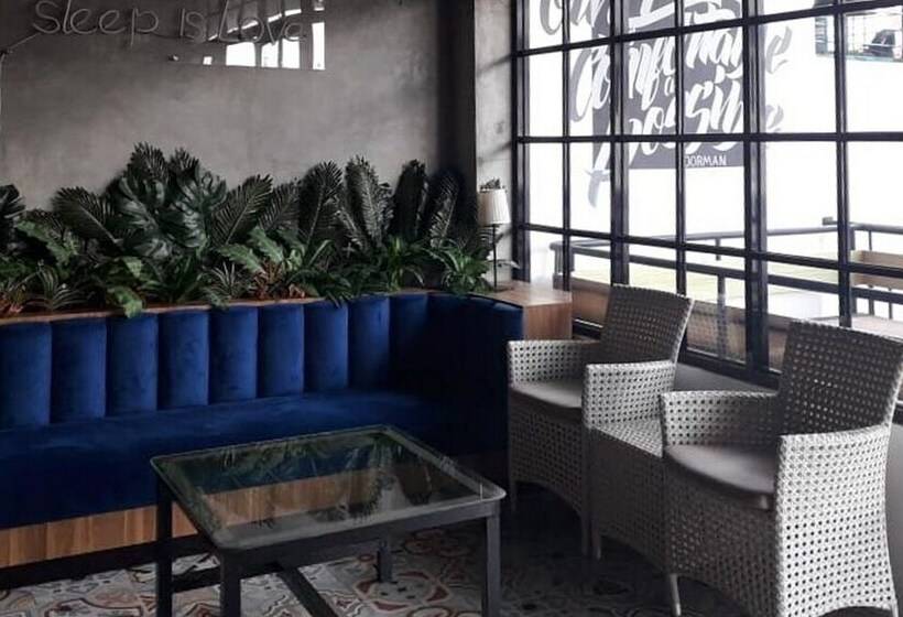 בית מלון כפרי Reddoorz Plus @ Doorman Guest House