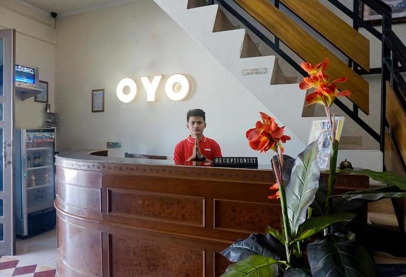 هتل Tirta Kencana Syariah By Oyo Rooms