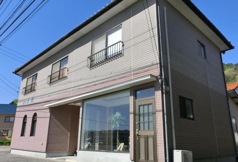 فندق صغير Guesthouse Famusuton