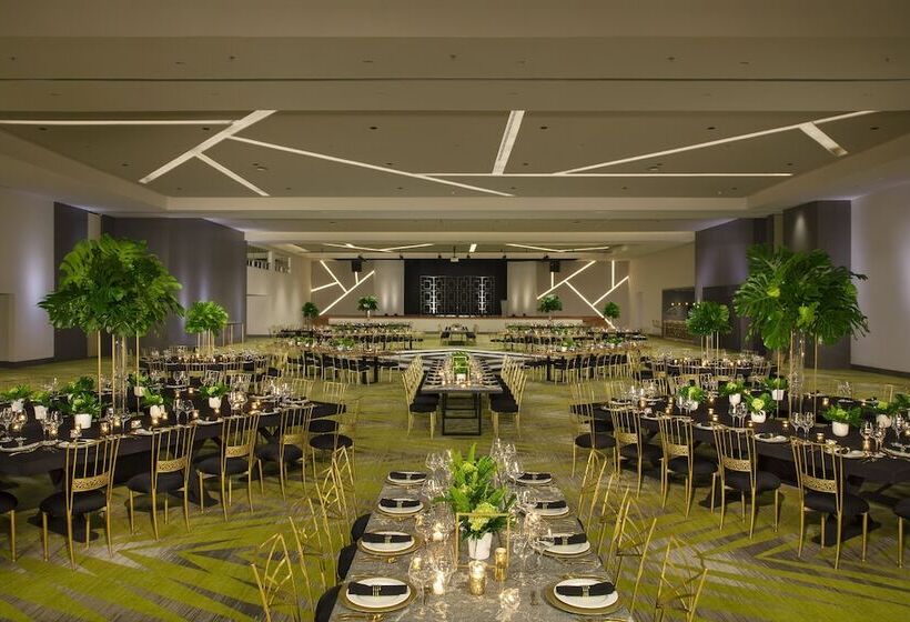 Dreams Natura Resort & Spa  All Inclusive