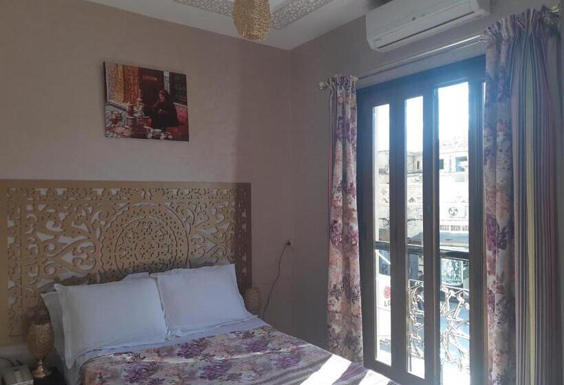 هتل Lahlou Riad Cafeteria