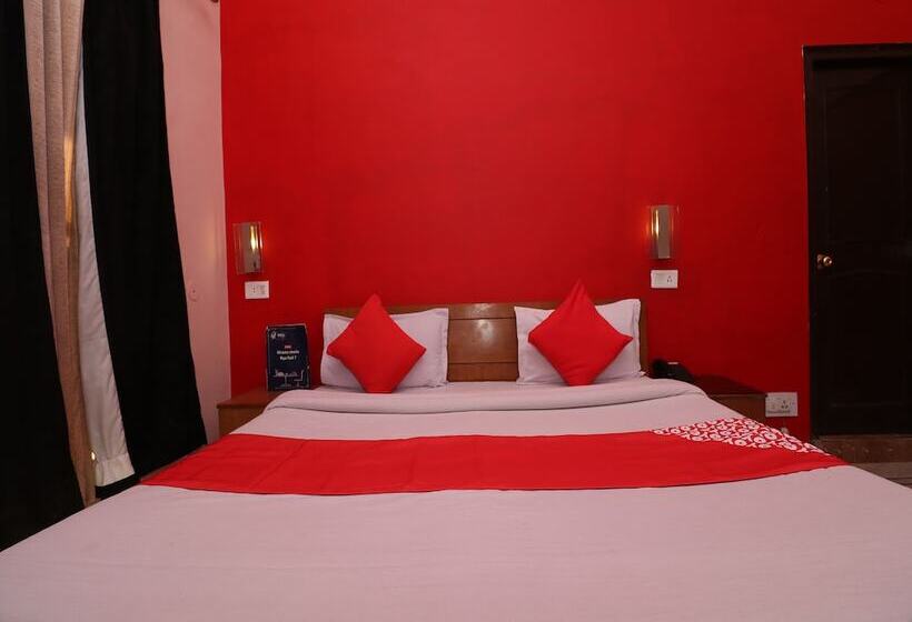 בית מלון כפרי Laxmi Palace By Oyo Rooms