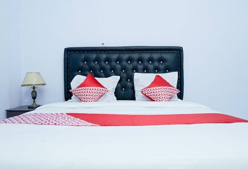 هتل Niaga By Oyo Rooms