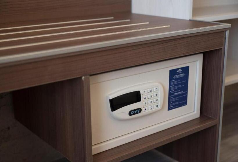 Microtel Inn & Suites By Wyndham Irapuato