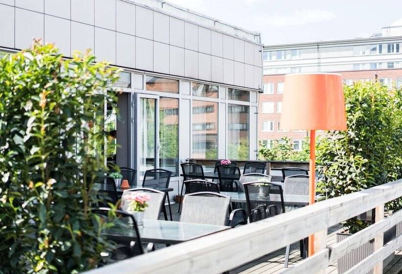 هتل Scandic Jarva Krog
