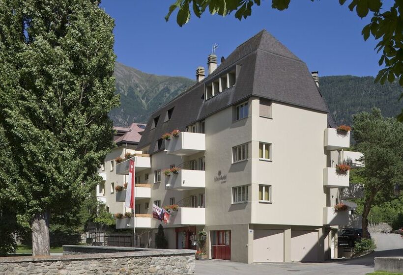 Schlosshotel   Self Check In
