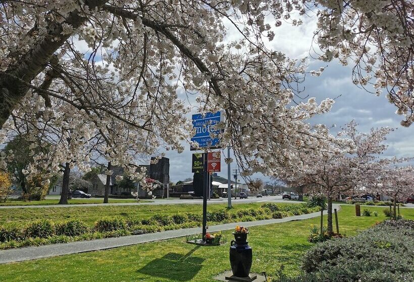 Broadview Motel