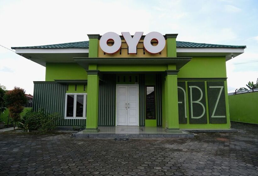 هتل Reddoorz Syariah Near Universitas Batanghari Jambi