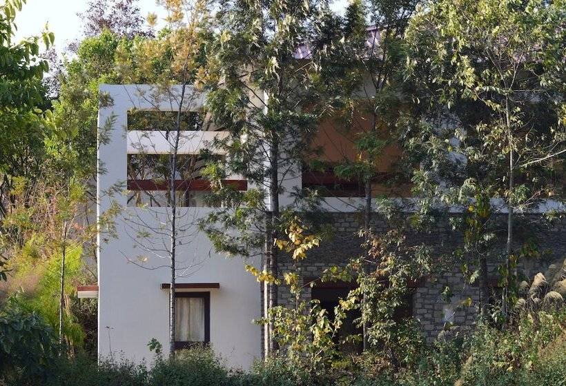 فندق Auranya The Mystical Himalayan Retreat