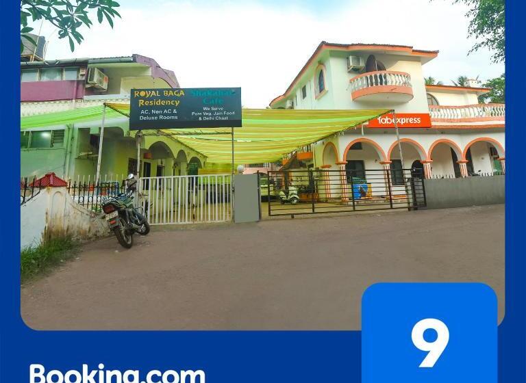 هتل Fabexpress Royal Baga Residency