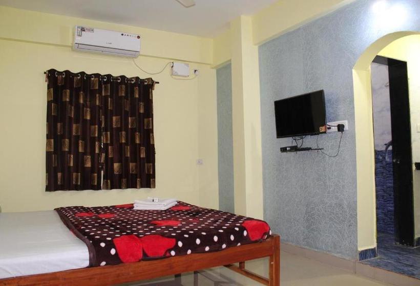 هتل Navdurga Holidays