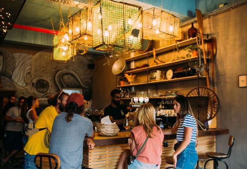 هتل Mute Hostel Milfontes