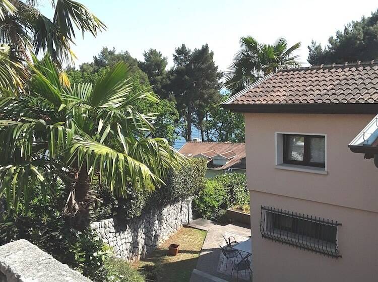 Apartments Villa Vosilla