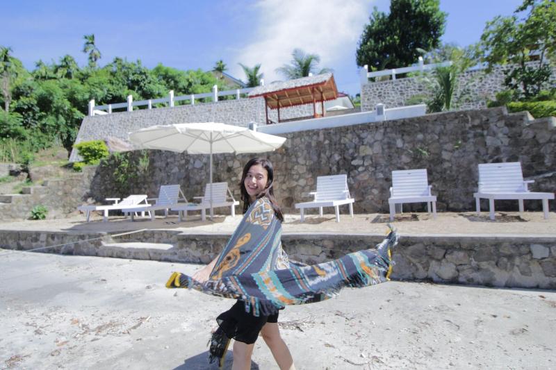 تختخواب و صبحانه The Hawk's Nest Resort