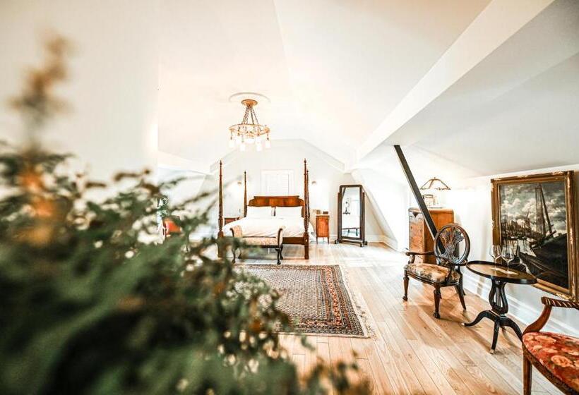هتل Stonehaven Le Manoir  Relais & Chateaux