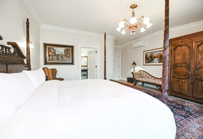 هتل Stonehaven Le Manoir  Relais & Chateaux