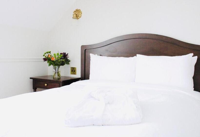 هتل Stonehaven Le Manoir  Relais & Chateaux