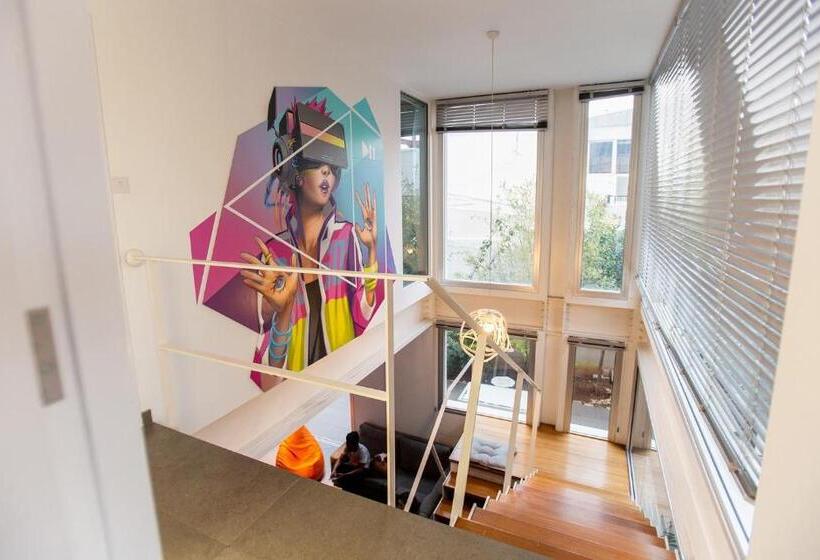 Jedi Hub Hostel