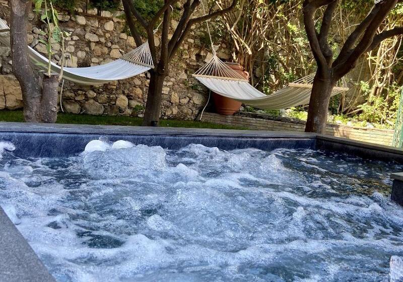 Relais 147  Luxury B&b