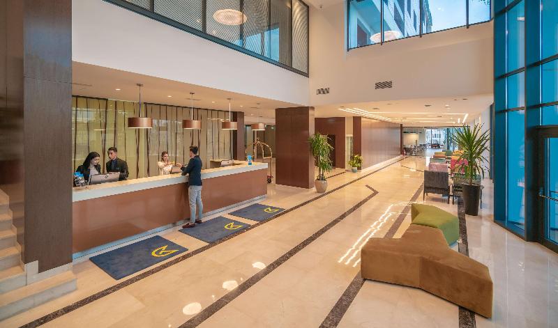 هتل Golden Tulip Royaume